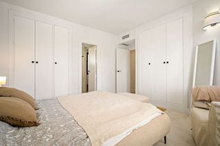 Piso en venta en Los Naranjos - Las Brisas en Marbella