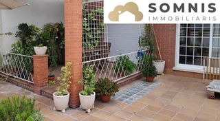 Casa adosada en venta en Les Arenes - La Grípia  Can Montllor en Terrassa