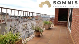 Casa adosada en venta en Les Arenes - La Grípia  Can Montllor en Terrassa