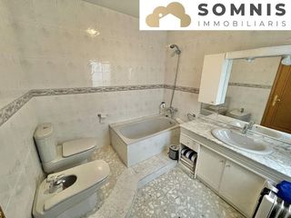 Casa adosada en venta en Les Arenes - La Grípia  Can Montllor en Terrassa