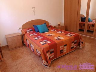 Chalet en venta en Yecla