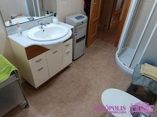 Chalet en venta en Yecla