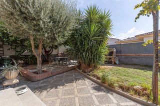 Chalet en venta en Zubia (La)