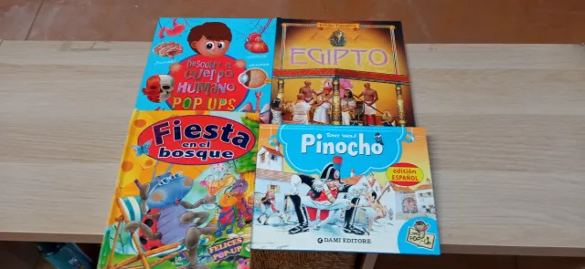 Lote pop-up de 4 libros, Pinocho Cuerpo Humano Egi