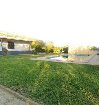 Chalet en venta en Brenes