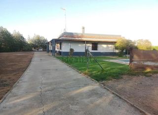 Chalet en venta en Brenes