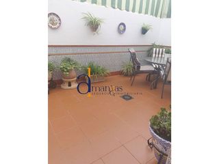 Casa en venta en Lucena