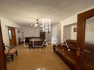 Casa adosada en venta en Lucena