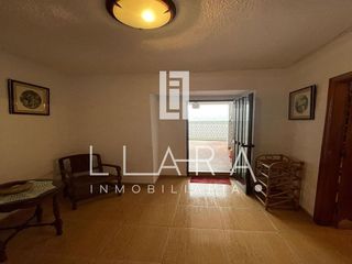 Casa adosada en venta en Lucena