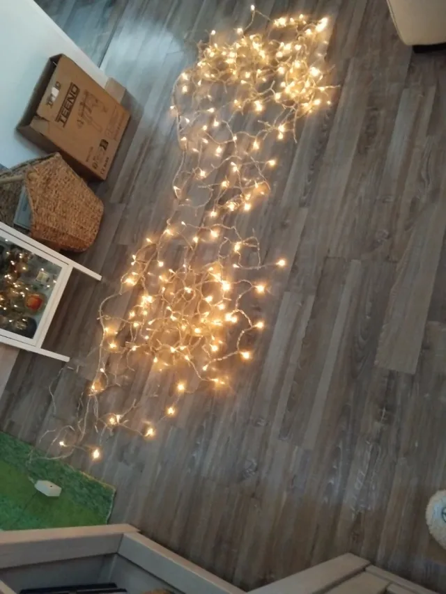 Cortina de luces LED doradas