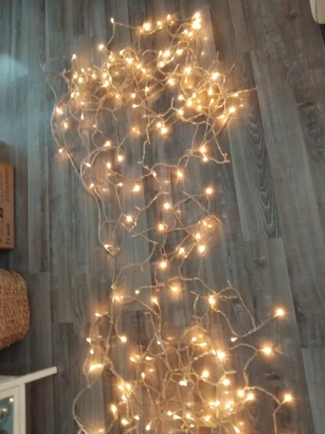 Cortina de luces LED doradas