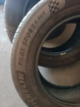 2 Neumáticos Michelin 235/65-18 107V