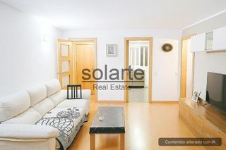 Piso en venta en Bellvitge en Hospitalet de Llobregat, L´