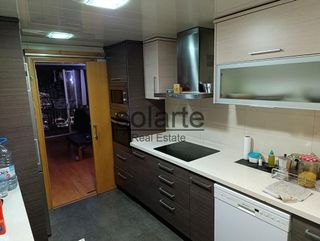 Piso en venta en Bellvitge en Hospitalet de Llobregat, L´