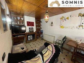 Casa adosada en venta en Les Arenes - La Grípia  Can Montllor en Terrassa