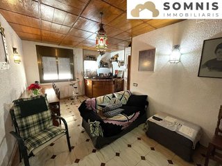 Casa adosada en venta en Les Arenes - La Grípia  Can Montllor en Terrassa