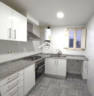 Piso en venta en El Castell en Burjassot