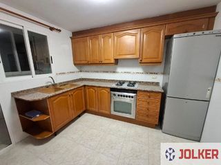 Piso en venta en Zona Piscinas en Burriana