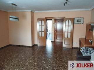 Piso en venta en Zona Piscinas en Burriana