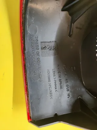 PILOTO TRASERO DERECHO NISSAN TERRANO II MAVERICK