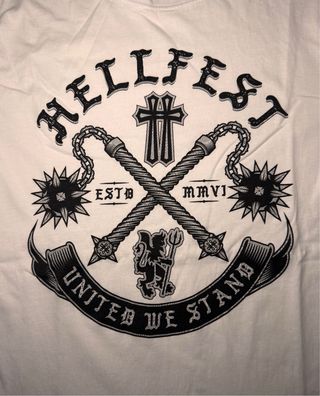 Camiseta Hellfest. Talla M.