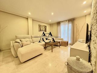 Chalet en venta en Lucena