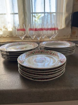 Servizio Piatti Natalizi con Calici