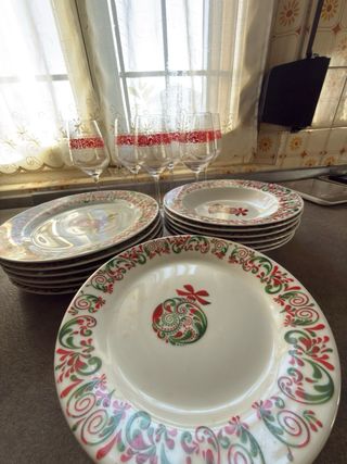 Servizio Piatti Natalizi con Calici