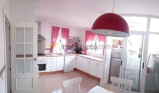 Casa adosada en venta en Valdepeñas