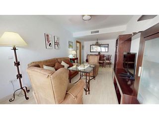 Piso en venta en Poniente-Norte - Miralbaida - Parque Azahara en Córdoba