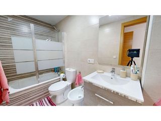 Piso en venta en Poniente-Norte - Miralbaida - Parque Azahara en Córdoba