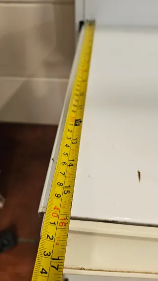 Estantería expositora metálica