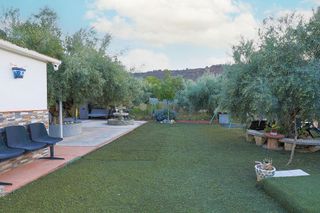 Cortijo en venta en Barrio de la Vega en Monachil