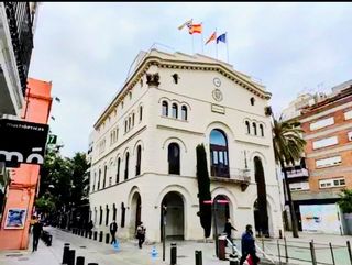 Local comercial en alquiler en Centre en Badalona
