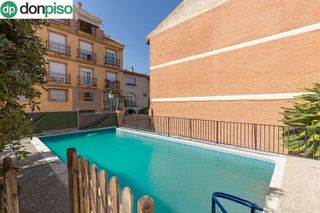 Chalet en venta en Zubia (La)