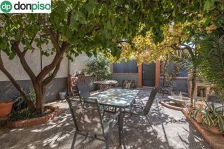 Chalet en venta en Zubia (La)