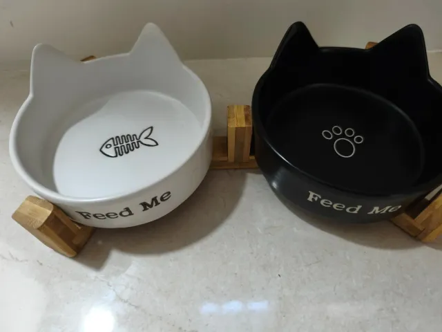 Comedero doble para mascotas con diseño de gato