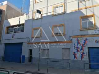 Piso en venta en Artigas - Llefià en Badalona