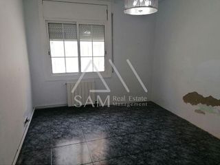 Piso en venta en Artigas - Llefià en Badalona