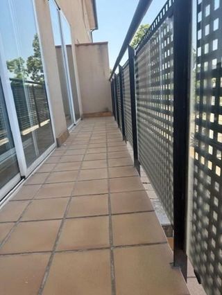 Casa adosada en venta en Torre Baró en Barcelona