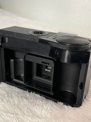 Kodak Instamatic 133-X con carrete de película