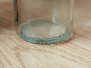 Vecchie bottiglie di Kas e San Miguel