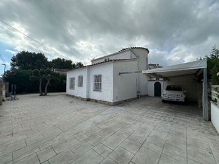 Chalet en venta en Empuriabrava en Castelló d´Empúries