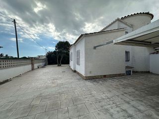 Chalet en venta en Empuriabrava en Castelló d´Empúries