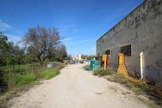 Nave industrial en venta en Poligono Mas del Jutge en Torrent