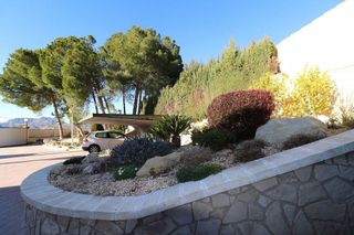 Chalet en venta en Petrer