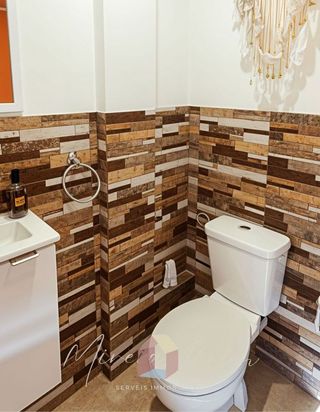 Casa en venta en Estadi-Horta Vermella-Santa Anna en Vic