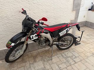 Honda CRF 450 matriculada