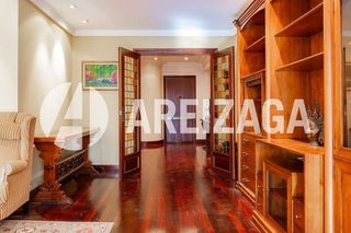 Piso en venta en Amara - Berri en San Sebastián-Donostia