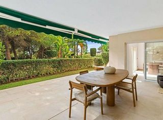 Piso en venta en Nueva Andalucía centro en Marbella